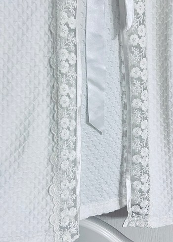 Nakışlı Beyaz Bohem Uzun Kollu Midi sabahlık - Görsel 4