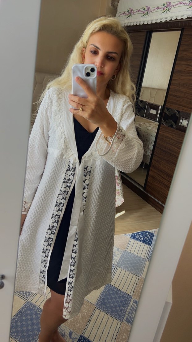 Nakışlı Beyaz Bohem Uzun Kollu Midi sabahlık - Görsel 2