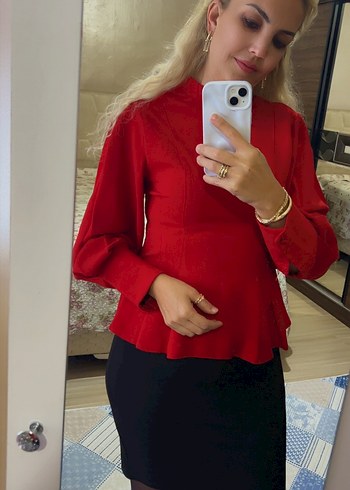 Kırmızı Yüksek Yakalı Kadın Ofis Bluzu - Görsel 4
