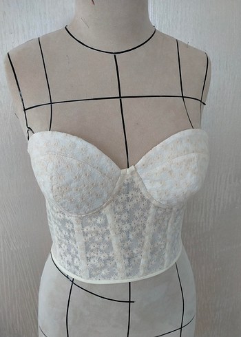 Dantel Detaylı Beyaz Straplez Büstiyer - Görsel 5