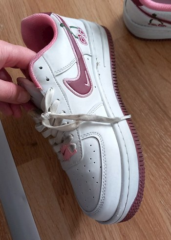 Nike cherry - Görsel 2