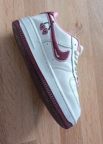 Nike cherry - Görsel 3