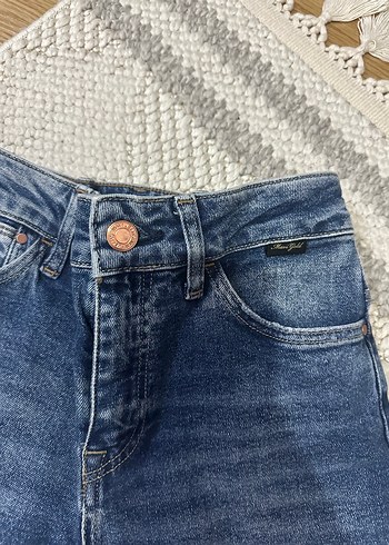 32 Beden mavi Renk Mavi Kadın Normal Kesim Denim Jean
