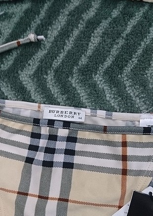 Diğer burberry bikini