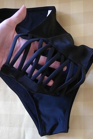 bikini altı siyah