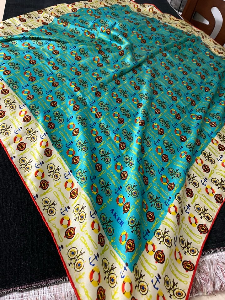 Aker ipek eşarp - Görsel 3