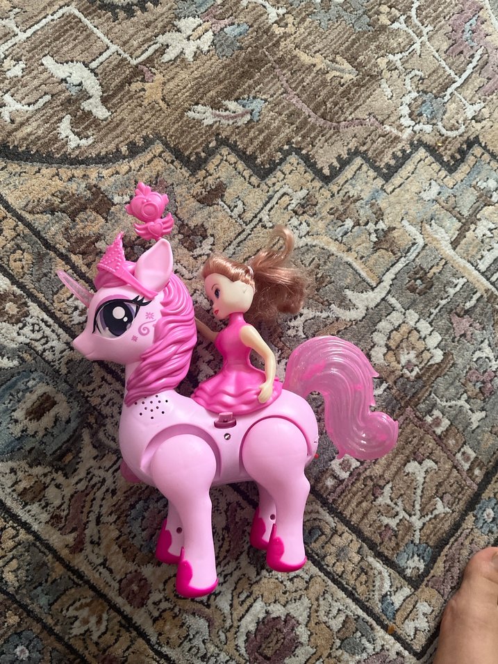 Pembe At ve Bebek Figür Aksiyon Oyuncağı - Görsel 5