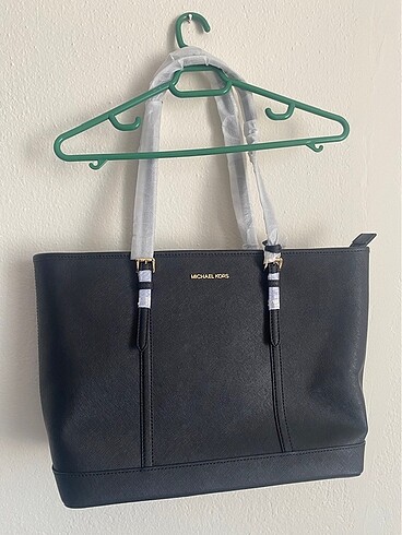 MİCHAEL KORS JET SET TRAVEL ÇANTA