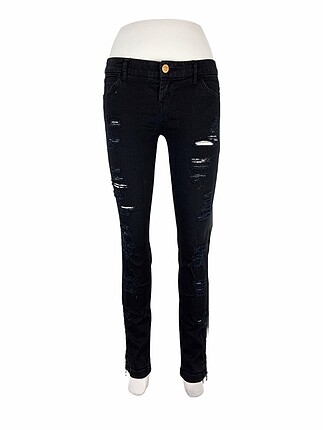 Yırtık detaylı jean