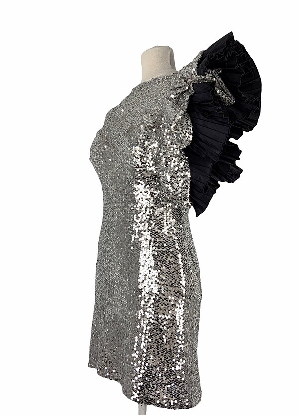 Pul işlemeli elbise - Görsel 2