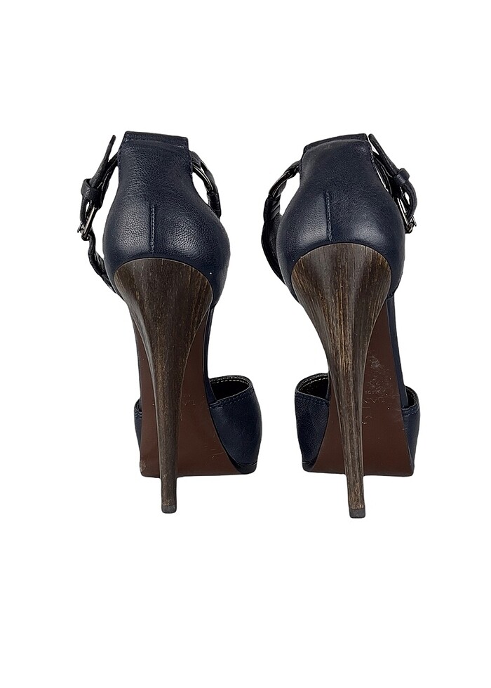 Yüksek topuklu ayakkabı - Görsel 3