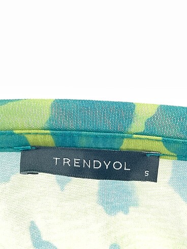s Beden çeşitli Renk Trendyol & Milla T-shirt %70 İndirimli.