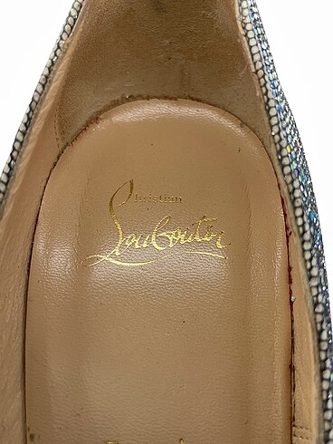 39 Beden çeşitli Renk Christian Louboutin Stiletto p İndirimli.