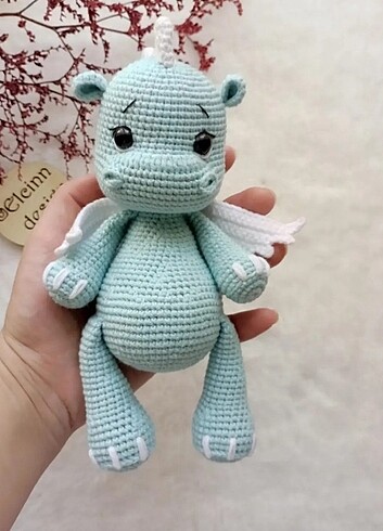 Tasarımcı Amigurumi dinozor/ejderha