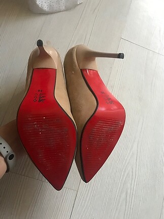 38 Beden ten rengi Renk Ten rengi stiletto