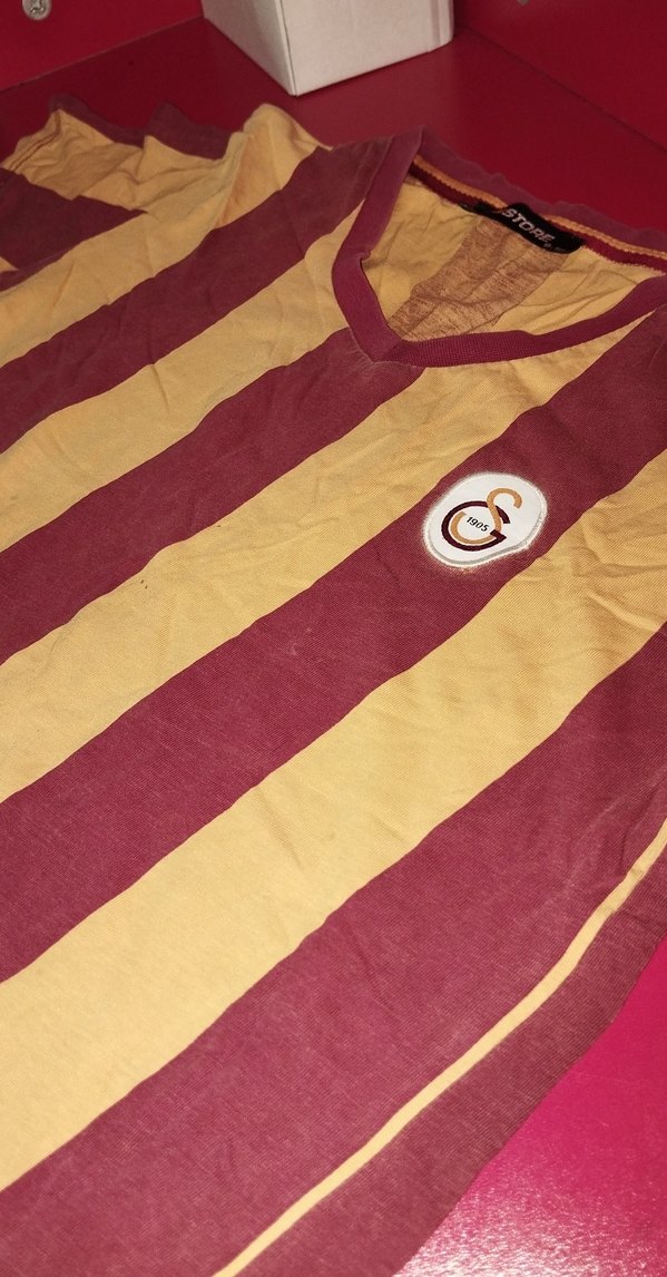 Erkek Çocuk Kısa Kollu Galatasaray Tişörtü - Görsel 4