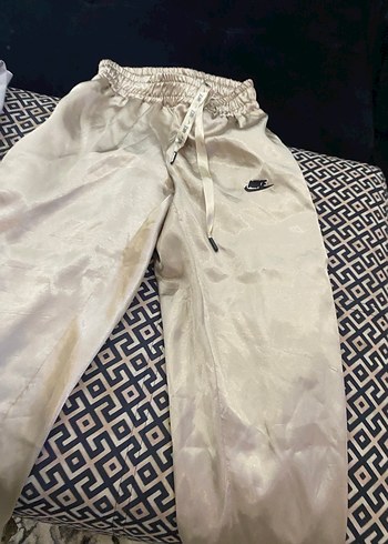 Bej Parlak Nike Kız Jogger Pantolon - Görsel 3