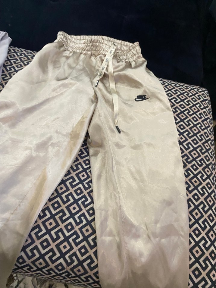 Bej Parlak Nike Kız Jogger Pantolon - Görsel 3