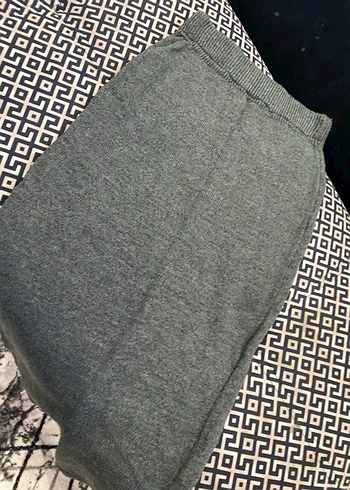 Gri Kadın Triko Rahat Kesim - Görsel 3