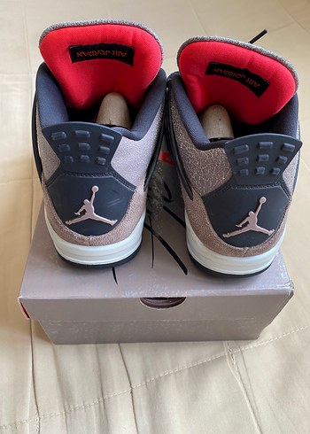 Nike Jordan 4 Taupe Haze