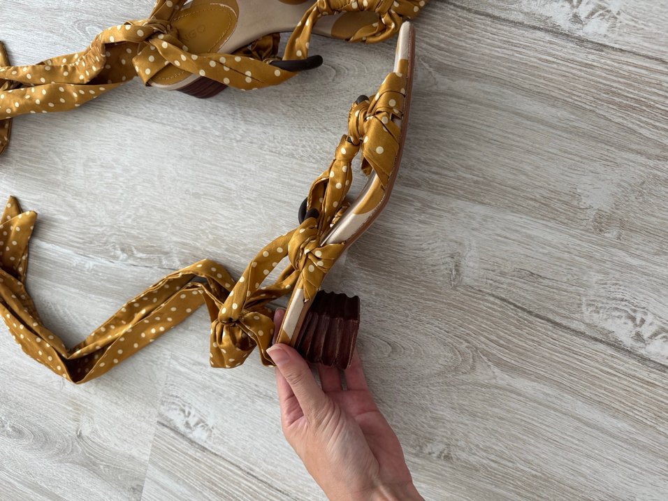 Sarı Puantiyeli İpek Görünümlü Bohem Topuklu Sandalet - Görsel 3