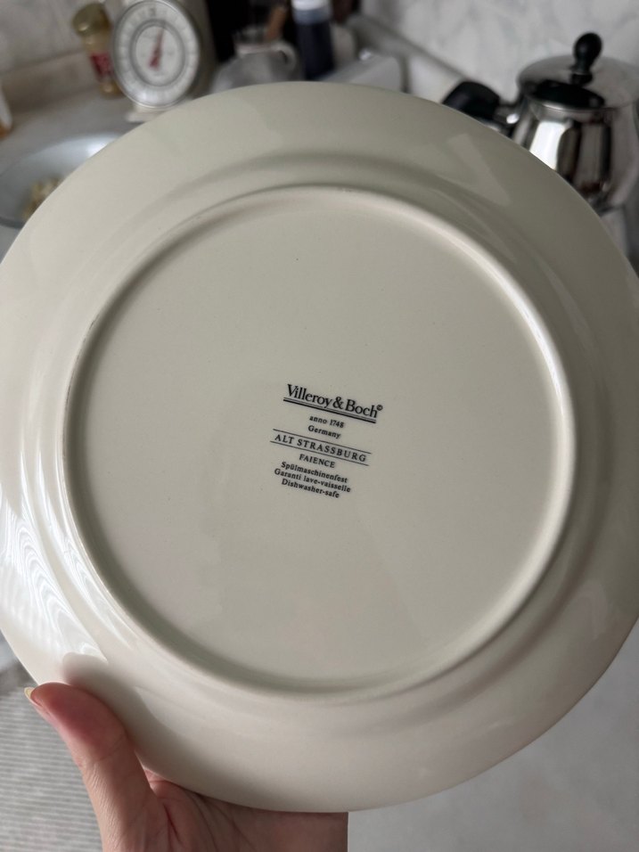 Çiçek Desenli Beyaz Seramik Tabak - Görsel 2