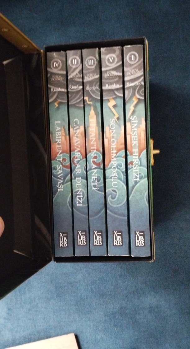 Percy Jackson Kitap Seti Kutusu - Görsel 3