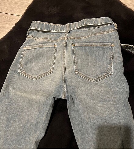 Diğer Kadın Kemerli Jean Pantolon
