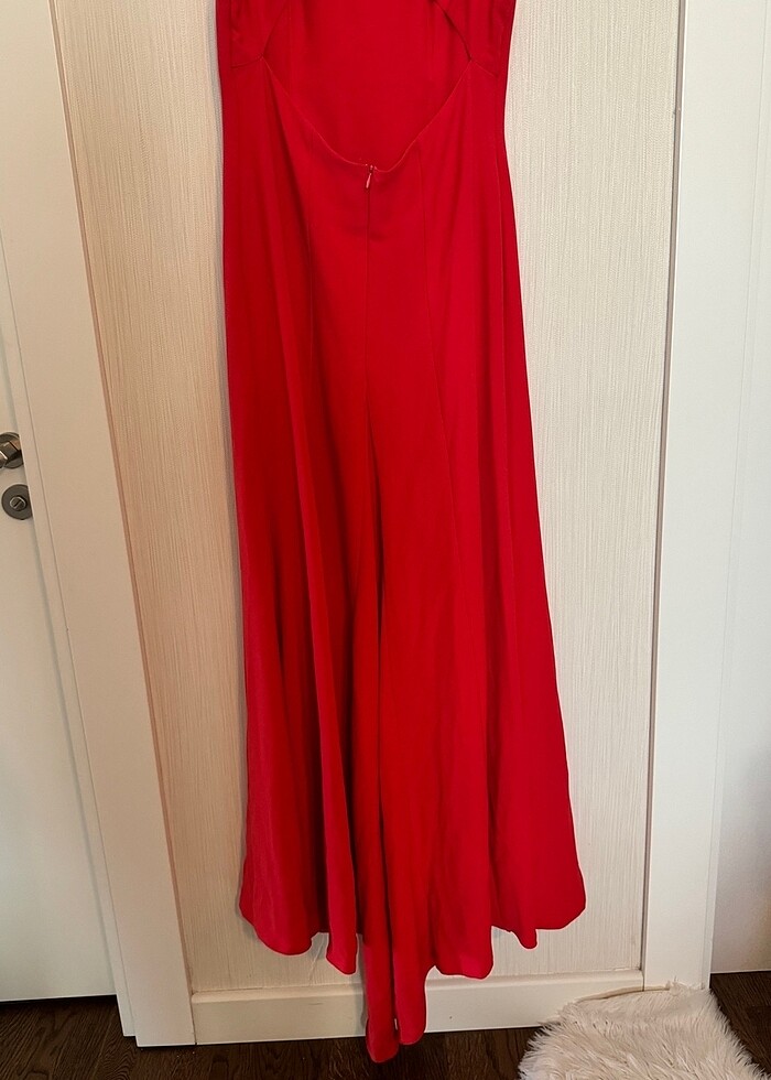 Nar Çiçeği Kırmızı Sırt Dekolteli Abiye Elbise - Görsel 3