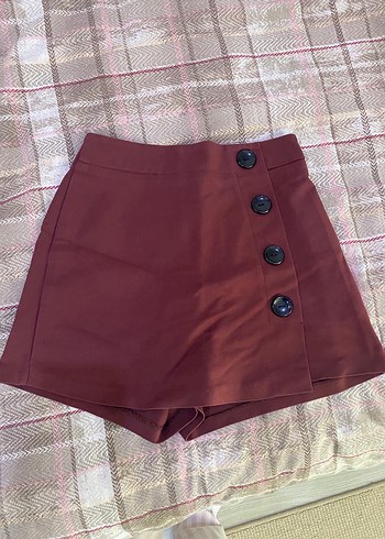 Düğmeli Bordo Mini Etek