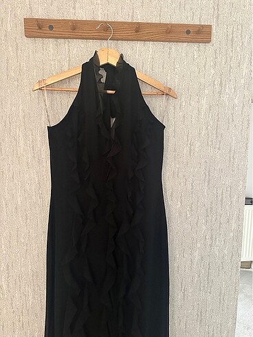 40 Beden siyah Renk Trendyolmilla Limited Edition Siyah Fırfırlı Astarlı Tül Abiye G