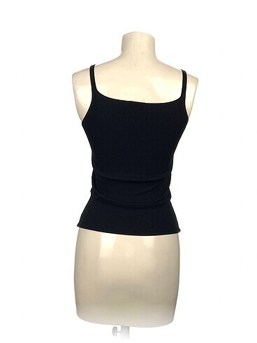 m Beden PreLoved Askılı %70 İndirimli.