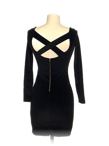 s Beden PreLoved Kısa Elbise %70 İndirimli.