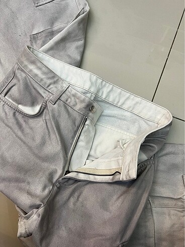 38 Beden beyaz Renk Taşlanmış kargo pantalon #kargopantalon