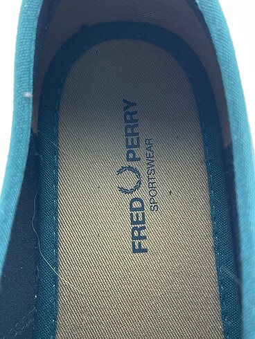 39 Beden lacivert Renk Fred Perry Spor Ayakkabı %70 İndirimli.