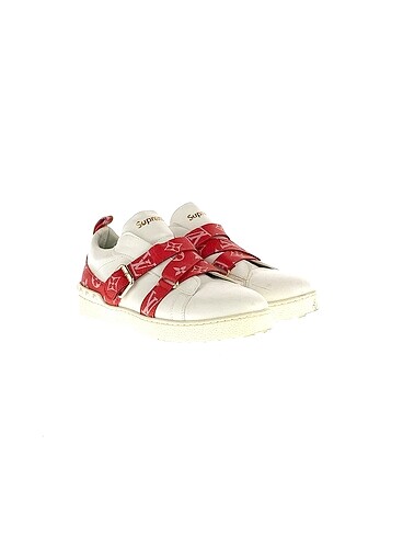 Louis Vuitton Louis Vuitton Spor Ayakkabı %70 İndirimli.