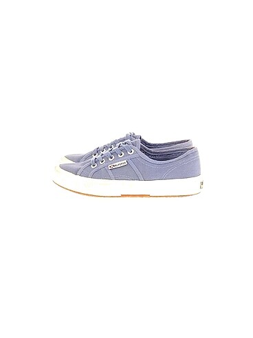 Superga Spor Ayakkabı %70 İndirimli.