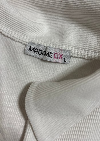 Düğmeli Beyaz Pamuklu Kısa Kollu Kadın Gömlek - Görsel 2