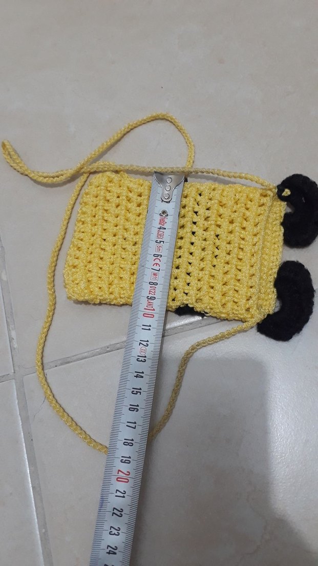 Sarı Örgü Telefon Kılıfı - Görsel 3