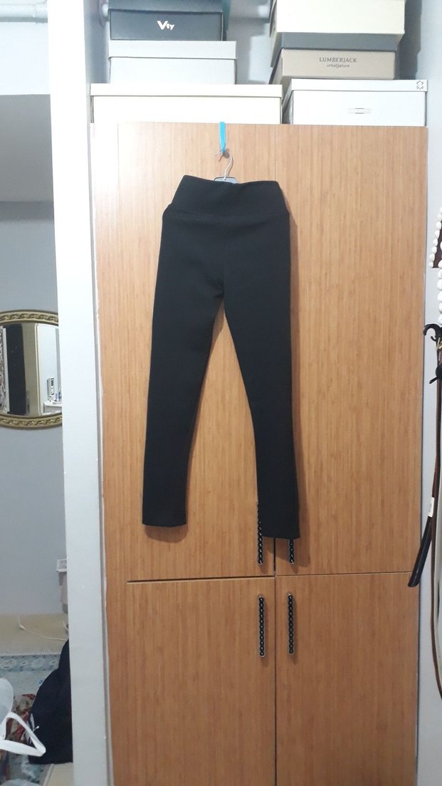 Siyah Süet Kemerli Kadın Tayt - Görsel 4