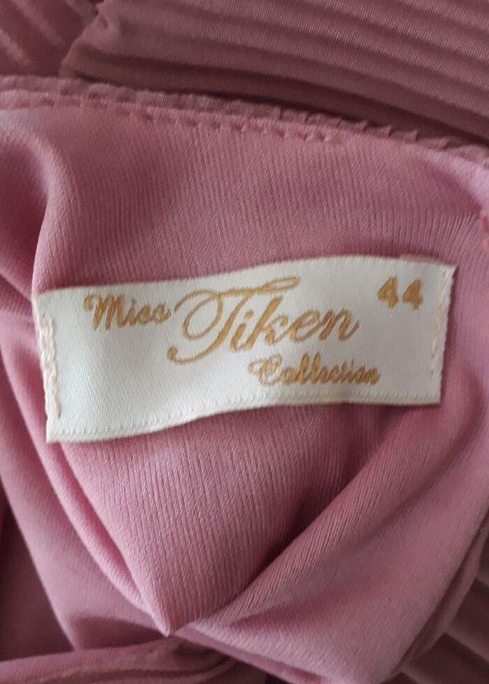 Bayan yazlık uzun elbise 2 defa kullandım  temiz  - Görsel 3