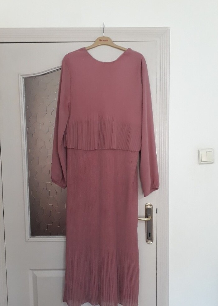 Bayan yazlık uzun elbise 2 defa kullandım  temiz  - Görsel 4