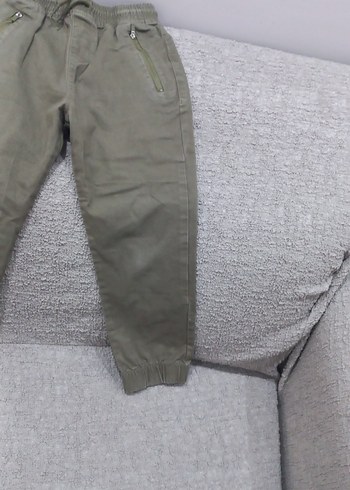 Gri Rahat Kesim Erkek Çocuk Pantolon - Görsel 3