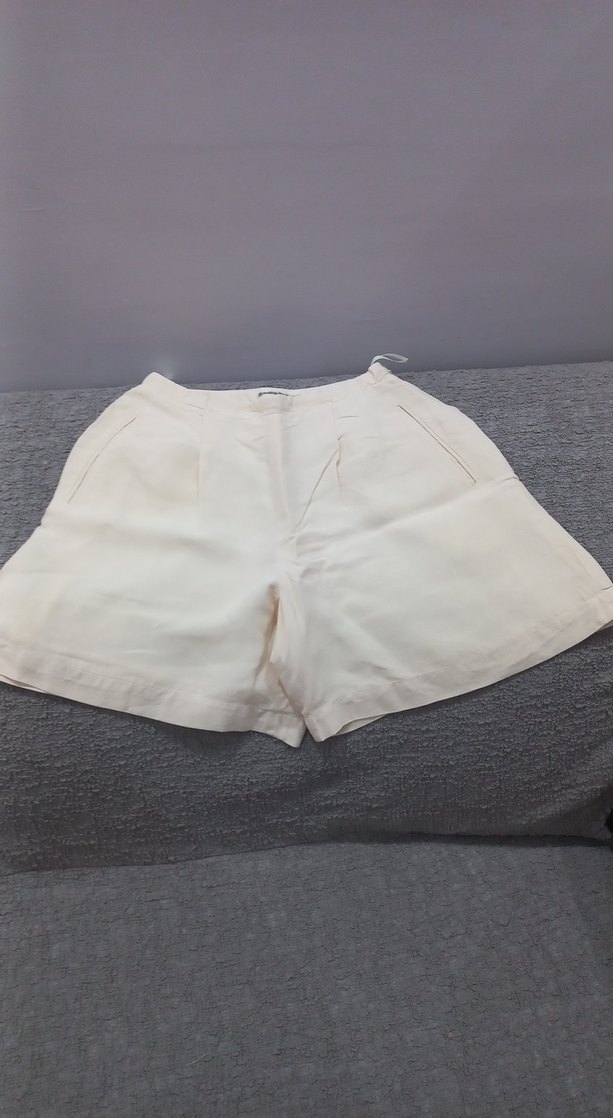 Beyaz Mini Kadın Şort - Görsel 5