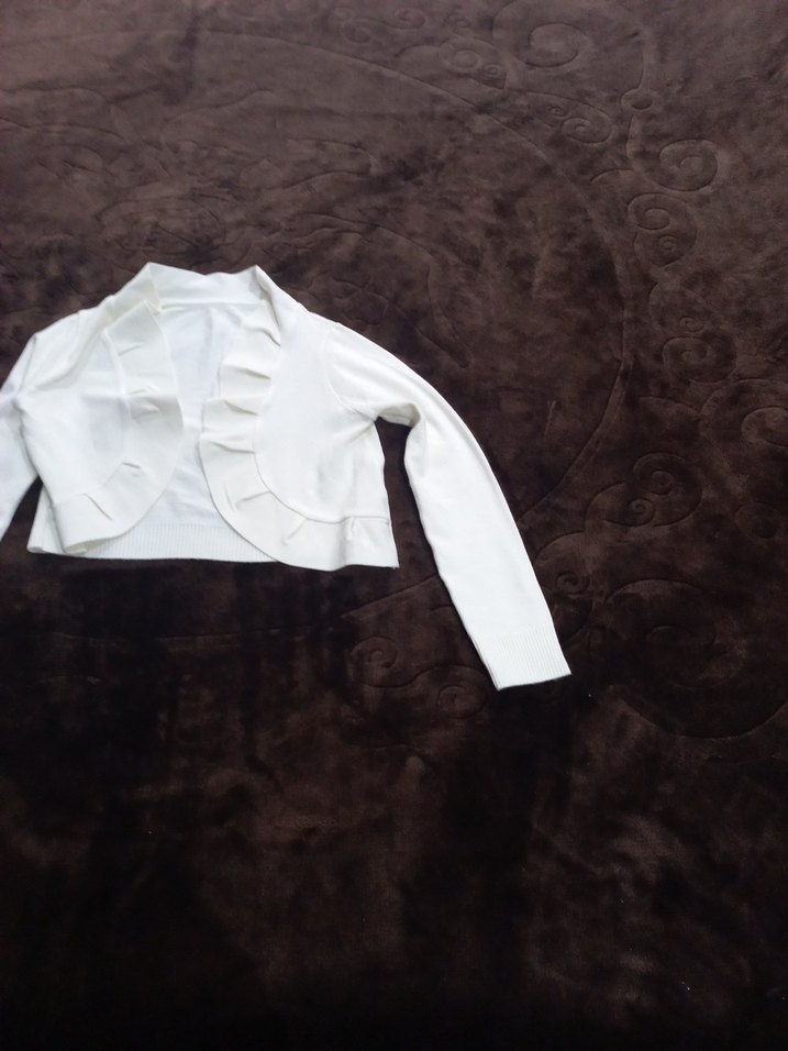 Beyaz Kız Çocuk Fırfırlı Bolero - Görsel 3
