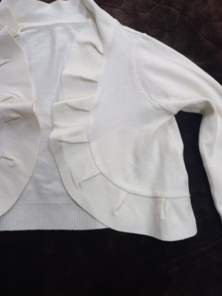 Beyaz Kız Çocuk Fırfırlı Bolero - Görsel 4