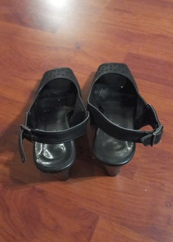 Siyah Tokalı İnce Topuklu Kadın Ayakkabı - Görsel 4