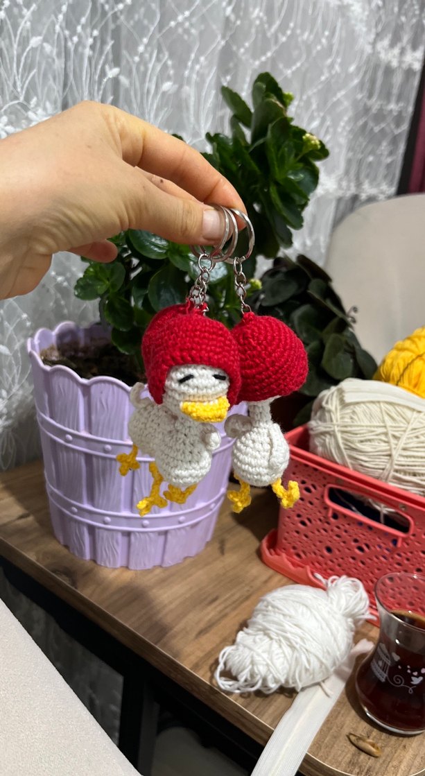 Renkli Örgü Kaz Anahtarlık - Görsel 2