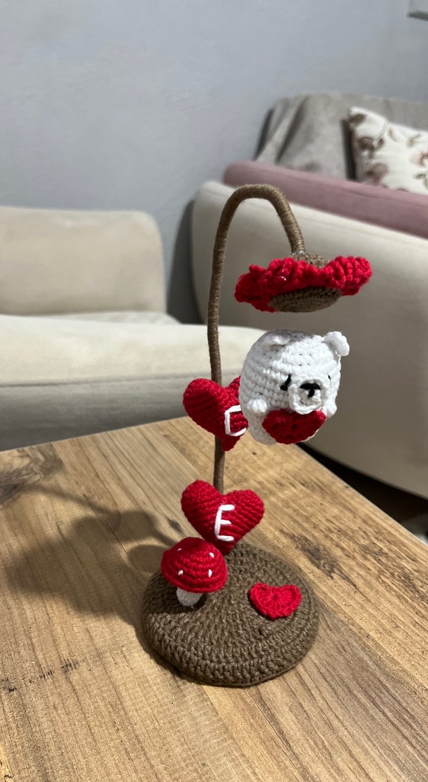 El Örgüsü Ayıcık ve Kalpli Dekor masa süsü - Görsel 3