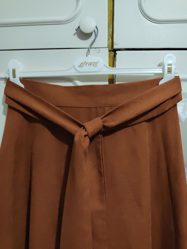 KAMURAN SAYAN SÜET ETEK - Görsel 4